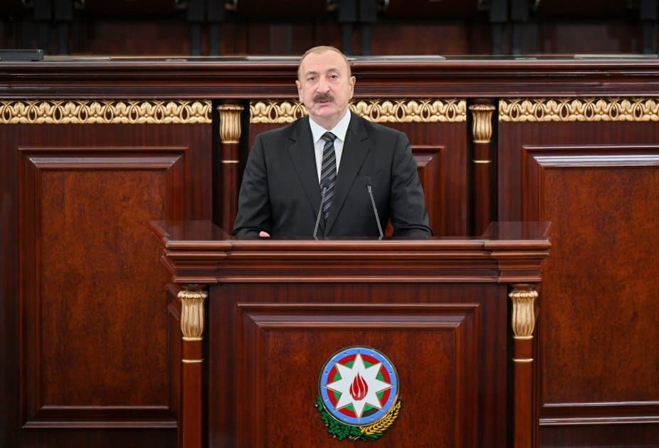 Prezident İlham Əliyev: “Elm iqtisadiyyatla, sənaye ilə sıx bağlı olmalıdır”