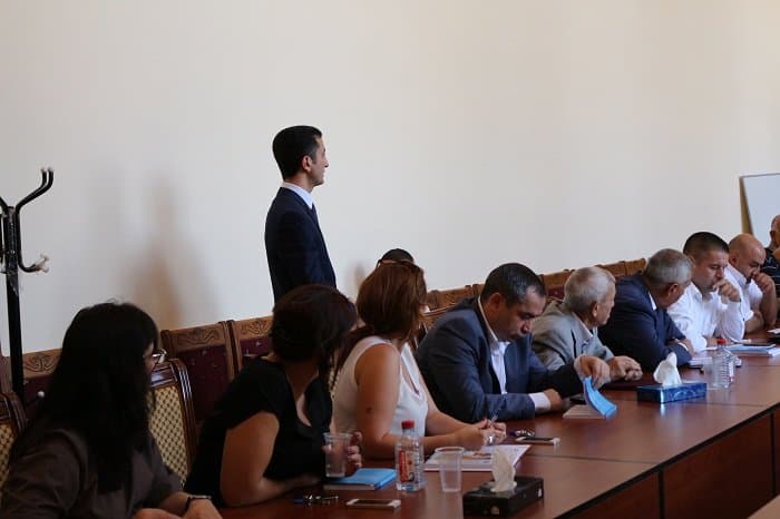 Elmi Şuranın 28.09.2015-ci il tarixli iclası 8