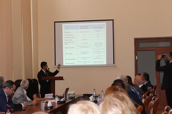 Latviyalı ekspertlərlə birgə qanun layihələrinin müzakirəsi 08.10.2015 8