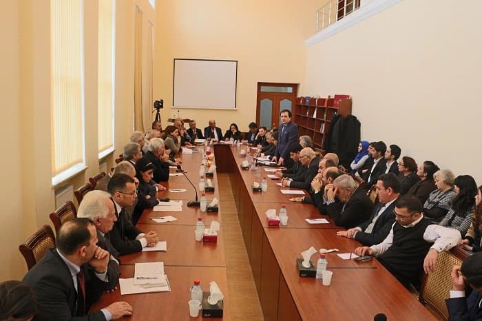 Azərbaycanda ixracın və investisiyaların təşviqi problemləri müzakirə olundu 18.02.2016 2