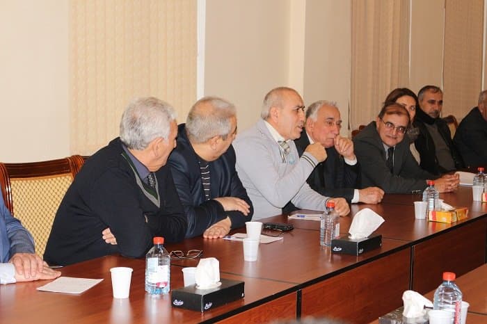 Azərbaycanda ixracın və investisiyaların təşviqi problemləri müzakirə olundu 18.02.2016 13
