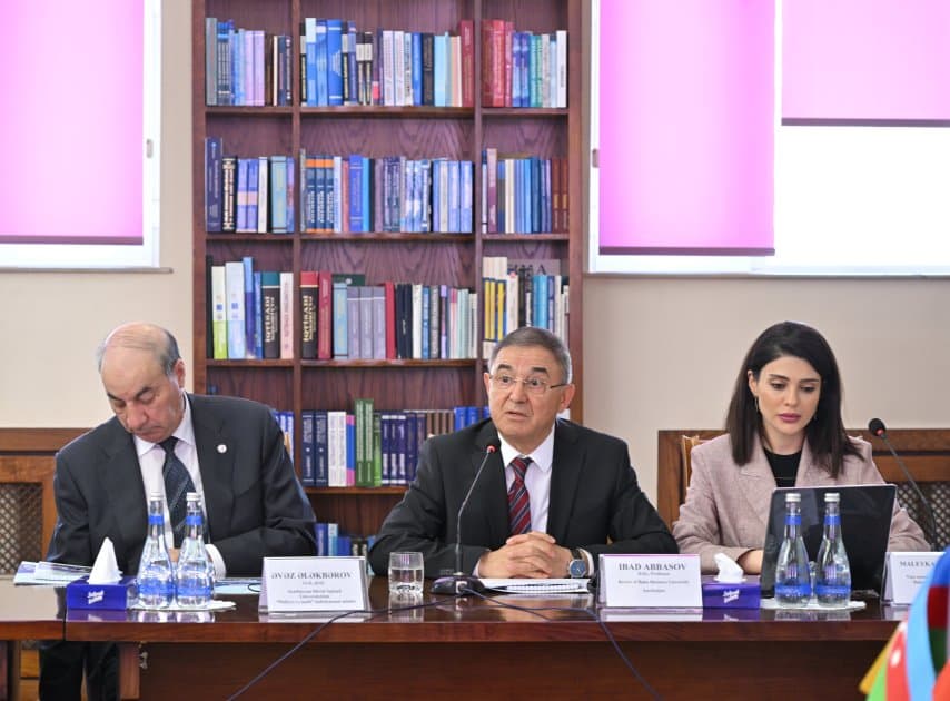 İqtisadiyyat İnstitutunun alimləri Bakı Biznes Universitetində beynəlxalq elmi-praktik konfransda iştirak ediblər 2