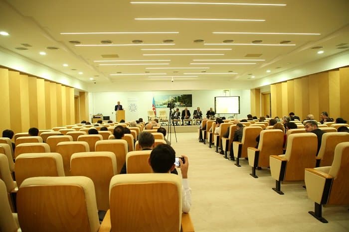 “İqtisadi artım və ictimai rifah” mövzusunda beynəlxalq elmi konfrans 18.10.2018 5
