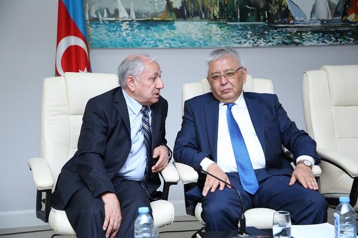“İqtisadi artım və ictimai rifah” mövzusunda beynəlxalq elmi konfrans 18.10.2018 6