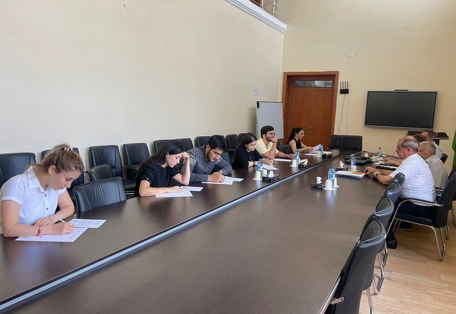 В Институте Экономики проводятся вступительные экзамены в докторантуру