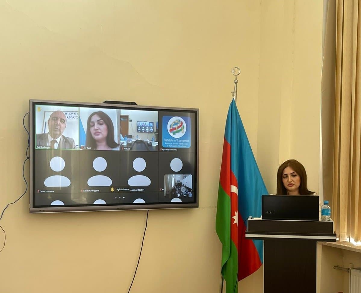 Elmi seminarda aqrar sahənin liberallıq-dirijistlik səviyyəsinin qiymətləndirilməsi ilə bağlı dissertasiya işi müzakirə olunub 2
