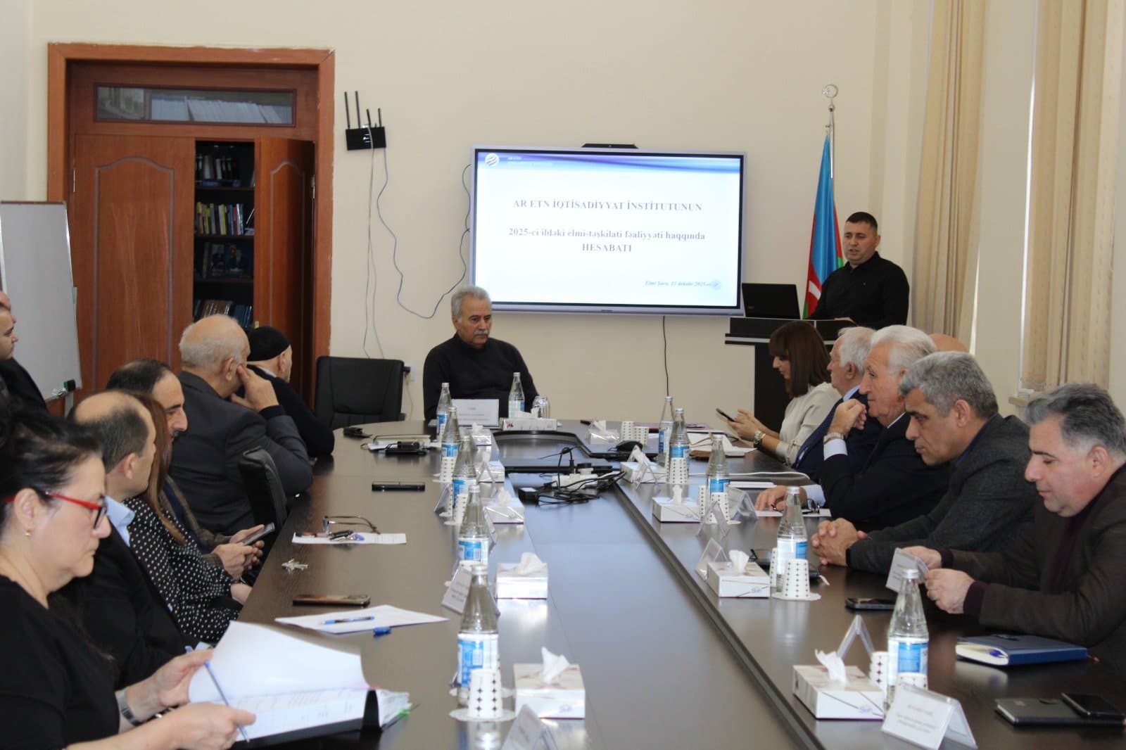 Bakı Biznes Universitetinin magistrantlarına İqtisadiyyat İnstitutunun sertifikatı verilib 3