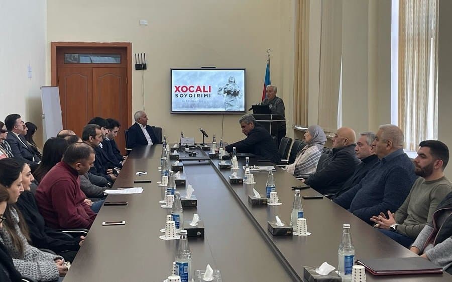 İqtisadiyyat İnstitutunda Xocalı soyqırımına həsr olunmuş anım tədbiri keçirilib 3